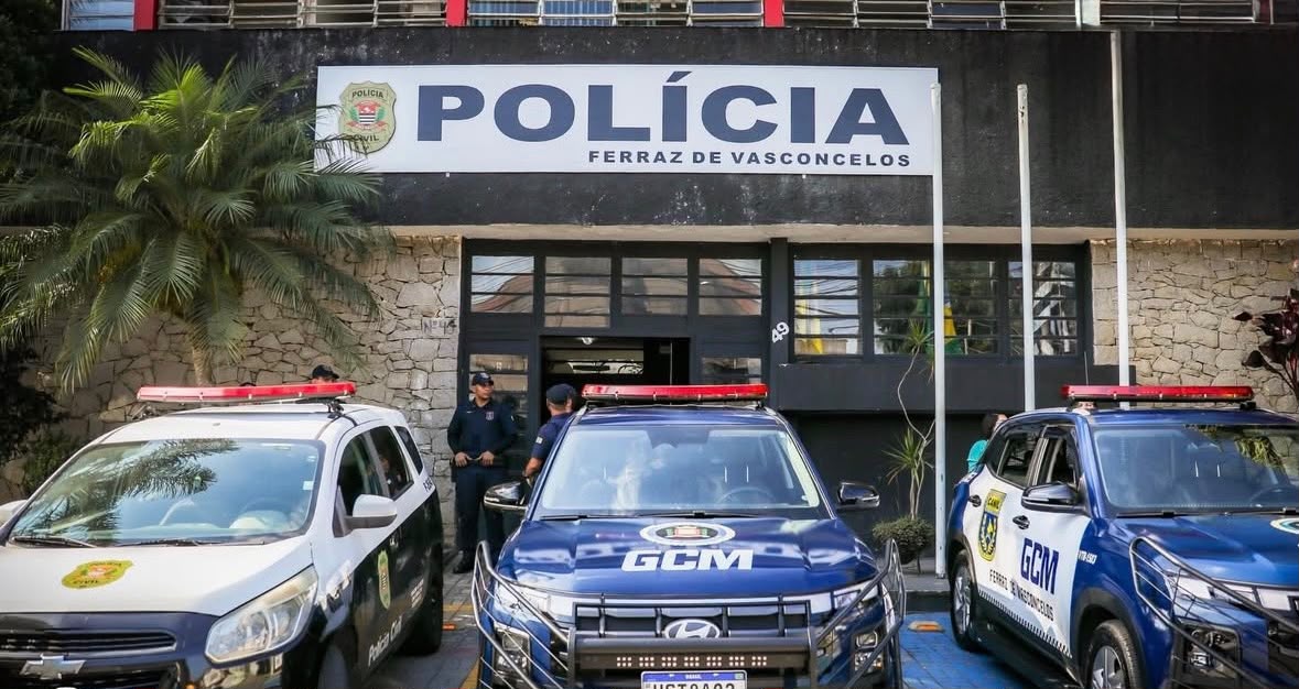 Suspeito de tentar matar mulher a facadas se entrega e é preso em Ferraz de Vasconcelos