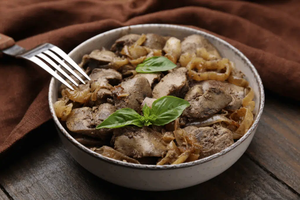 Feijão, carnes, espinafre e mais: 5 receitas ricas em ferro para o almoço  
