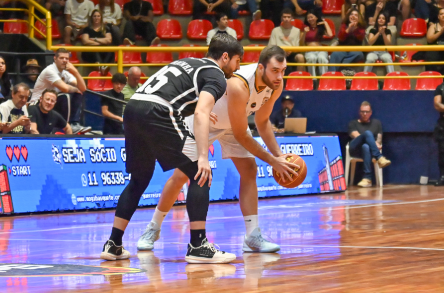 Mogi Basquete abre semifinal do Paulista com vitória contra o Corinthians
