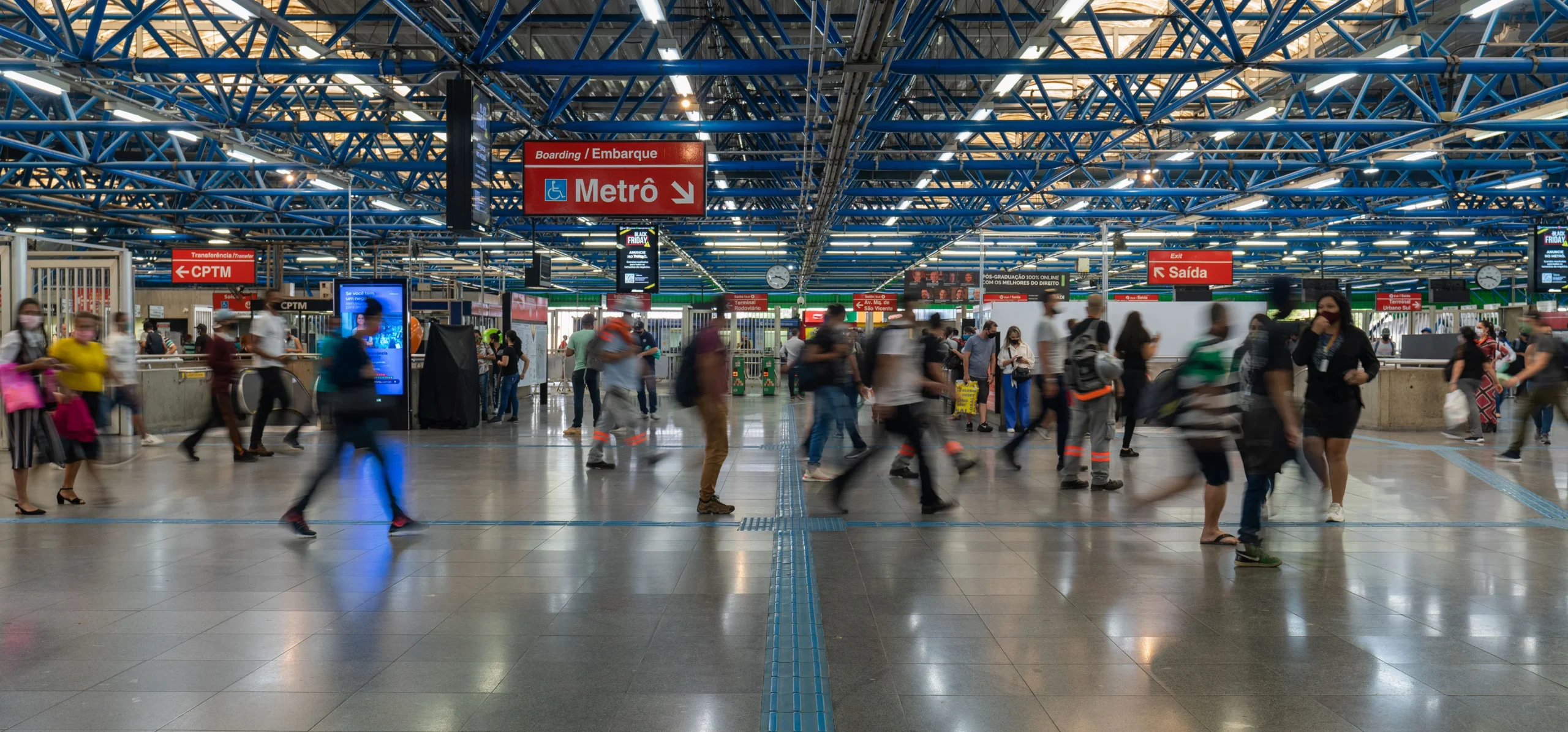 Pagamento por Pix passa a ser aceito na compra de passagens do Metrô de SP