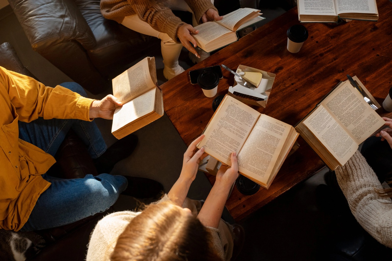 Diário Comunidade destaca a importância da leitura e histórias de escritores da região