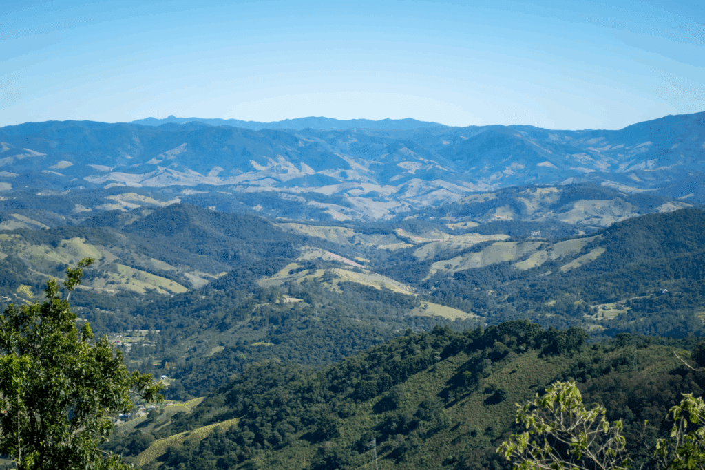 São Thomé das Letras, Caminho de Santiago e mais: 5 destinos para quem busca viagens místicas e conexão interior